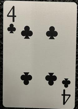 4 clubs Image