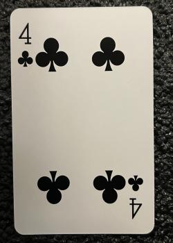 4 clubs Image