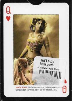 Spies by Piatnik – tuck box back
