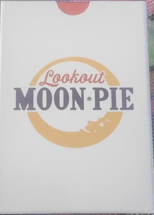 Lookout Moon-pie White Card Detail Image